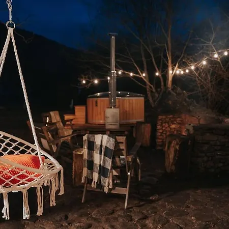 Chalet Biniste -tiny House By The River