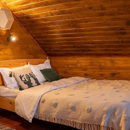Chalet Biniste -tiny House By The River *