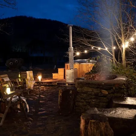 Chalet Biniste -tiny House By The River Dejani